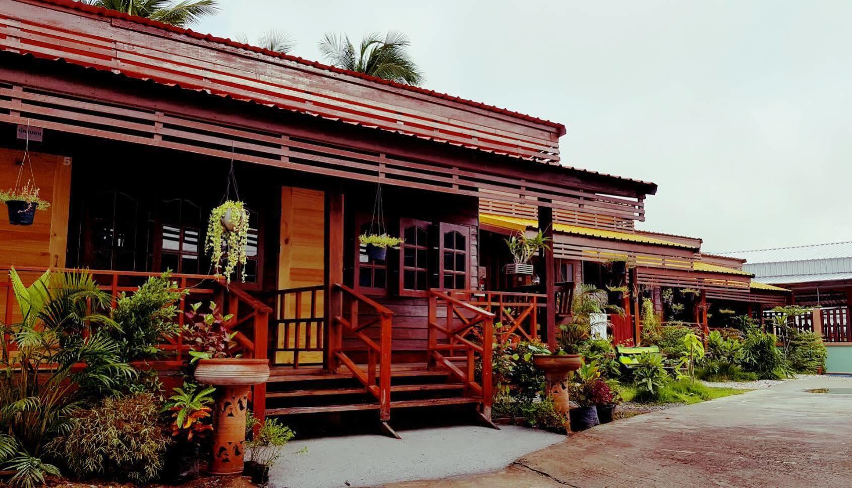 Happy Guesthouse Bungalow Sukhothai Buitenkant foto
