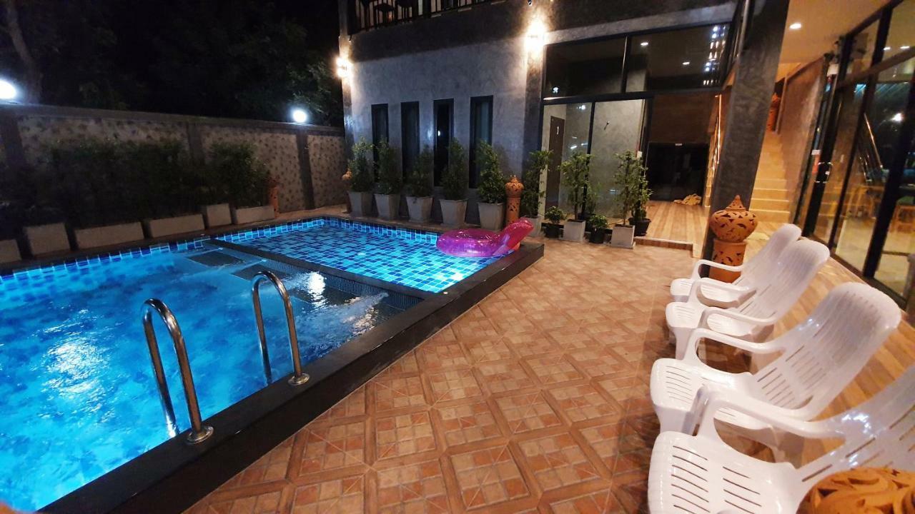 Happy Guesthouse Bungalow Sukhothai Buitenkant foto