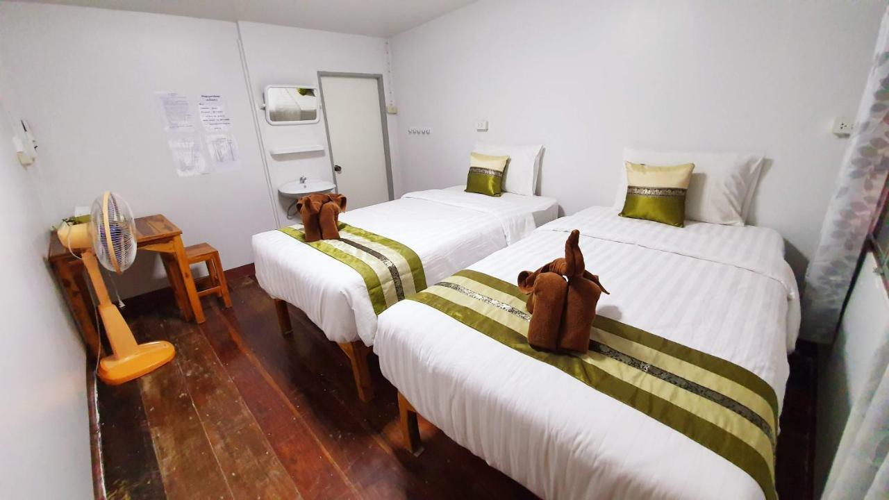 Happy Guesthouse Bungalow Sukhothai Buitenkant foto